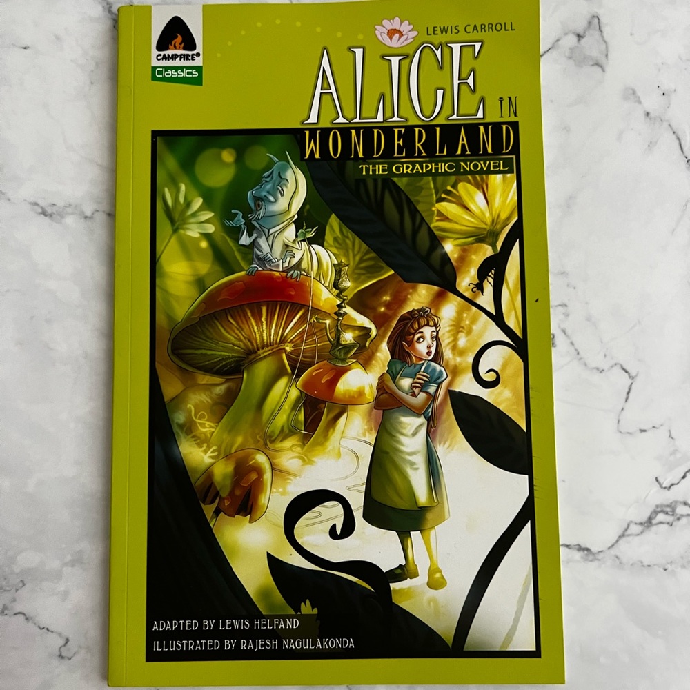 Alice in Wonderland: The graphic novel